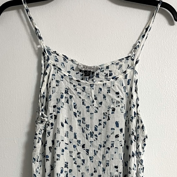 J Valdi Cover up Blue White Dress Size Medium Abstract Mosaic print - Picture 4 of 10